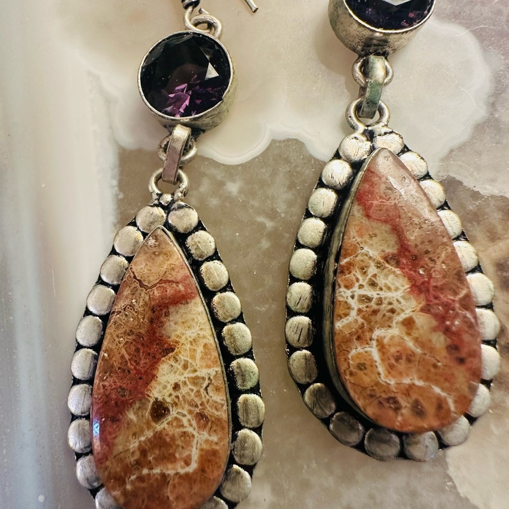 Elegant 925 Silver with Gorgeous Pertosky and Amethyst Stones
